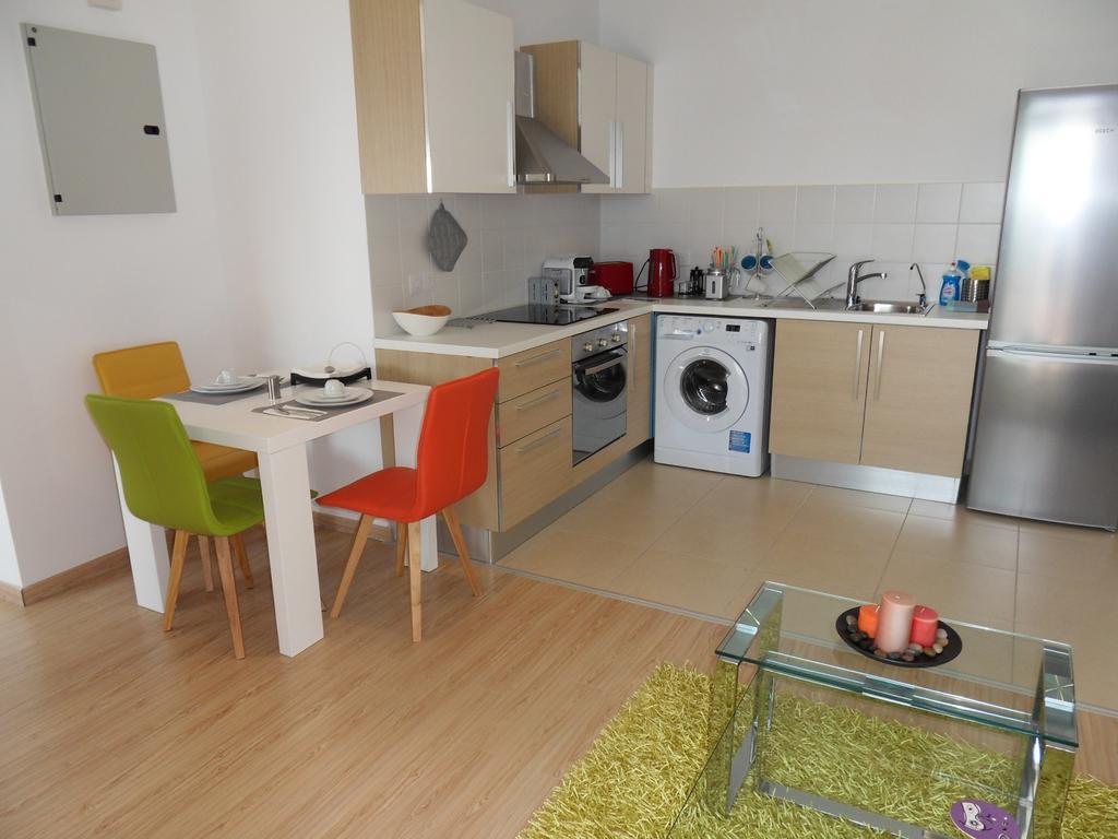 Eden Beach Apartment 611 Limassol Zimmer foto